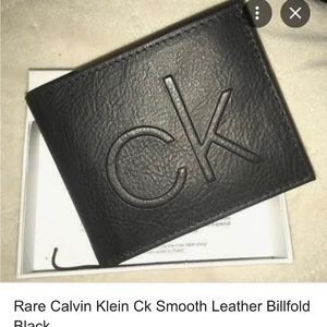 Rare Calvin Clein Leather Smooth Leather Billfold Logo Wallet